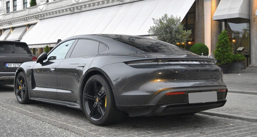Image of Porsche Taycan