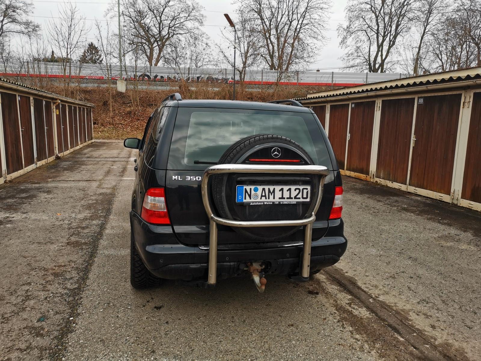 Mercedes-Benz ML350 2004 — photo 9