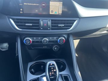 Alfa Romeo Giulia Veloce Q4 2.0 Turbo 16V Kam.+KeyLess+SHZ
