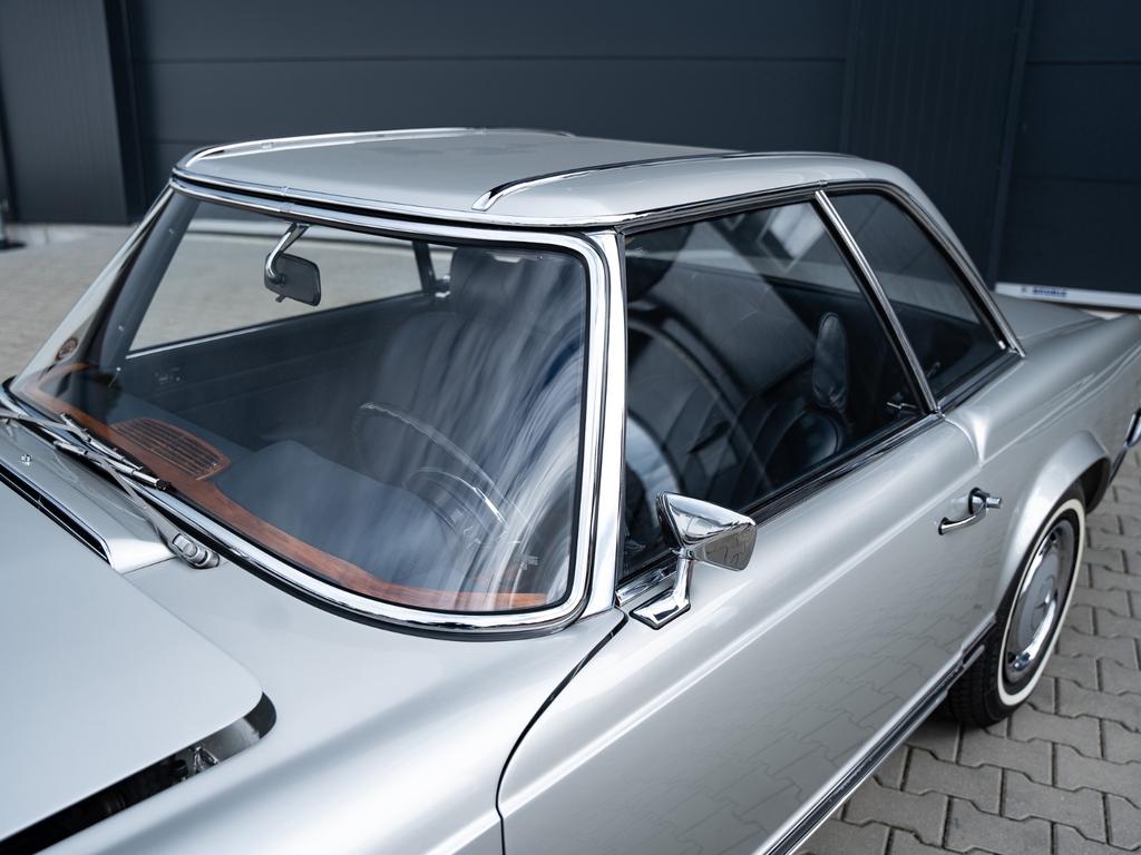 Mercedes-Benz SL 280