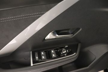 Fotografie 9 des Opel Astra 1.2 Turbo Hybrid 48 V GS