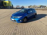 Toyota Auris 2014 1.8 Hybrid - Toyota Auris in Köln