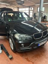 BMW X5 xDrive30d - - BMW X5 aus 2009 mit Diesel-Antrieb