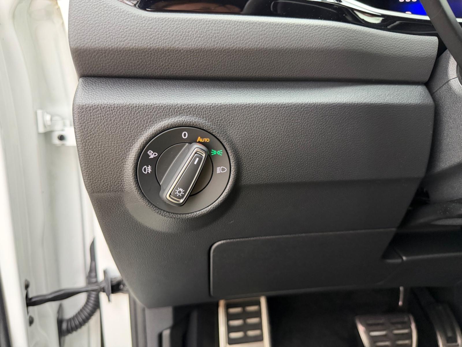 Volkswagen T-Roc R-Line 1.5 TSI DSG+NACI+ACC+DAB+KAMERA+, миниатюра 22