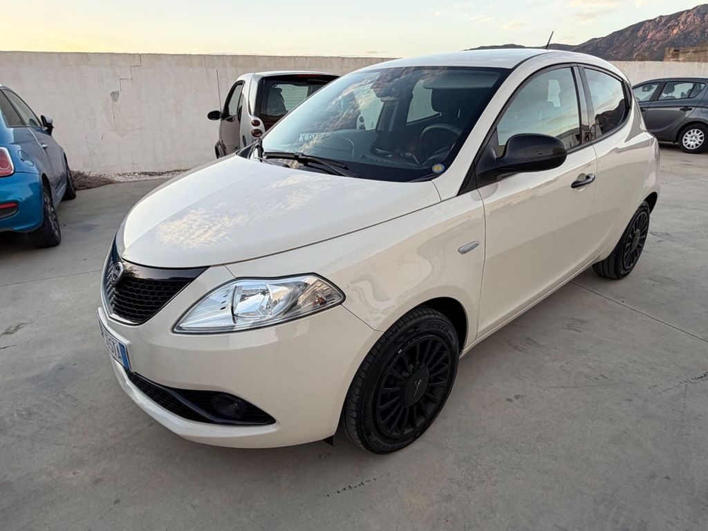 Image of Lancia Ypsilon