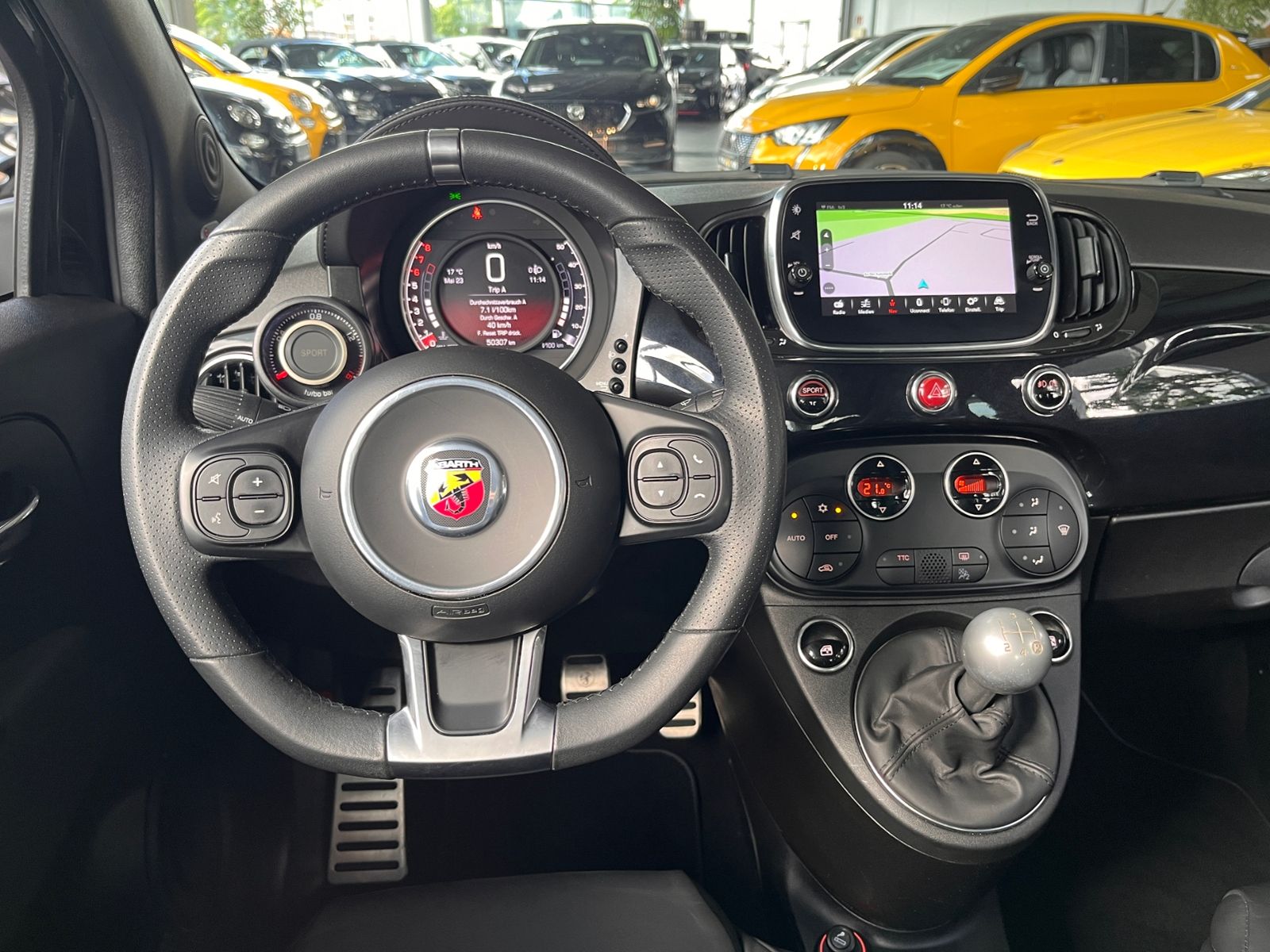 Fahrzeugabbildung Abarth 595C Scorpioneoro BEATS NAVI ALU