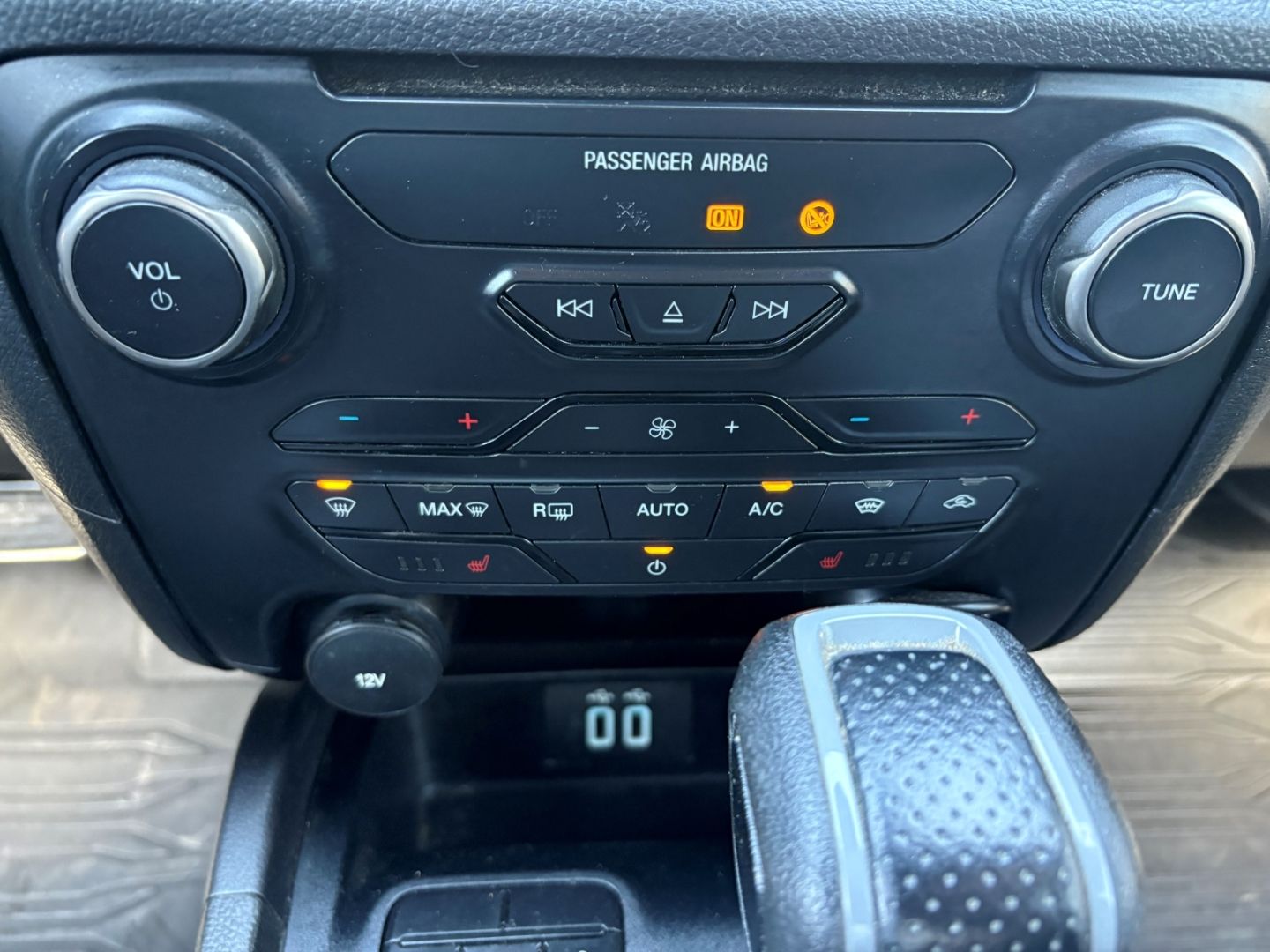 Fahrzeugabbildung Ford Ranger Raptor Doppelkabine 4x4 AHK Rückfahrkamer