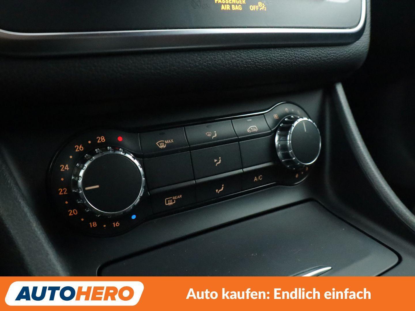 Mercedes-Benz GLA 200 AMG Line*XENON*NAVI*PDC*SHZ*KLIMA*