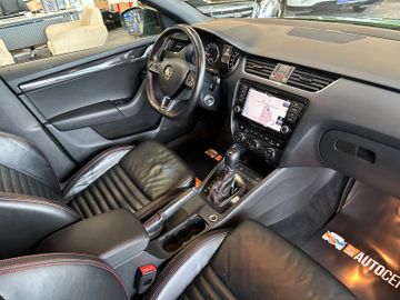 Skoda Octavia Combi RS *1.HAND*ACC*NACI*LEDER*