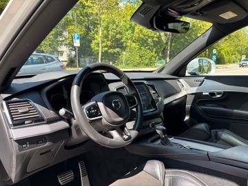 Volvo XC90 - 12