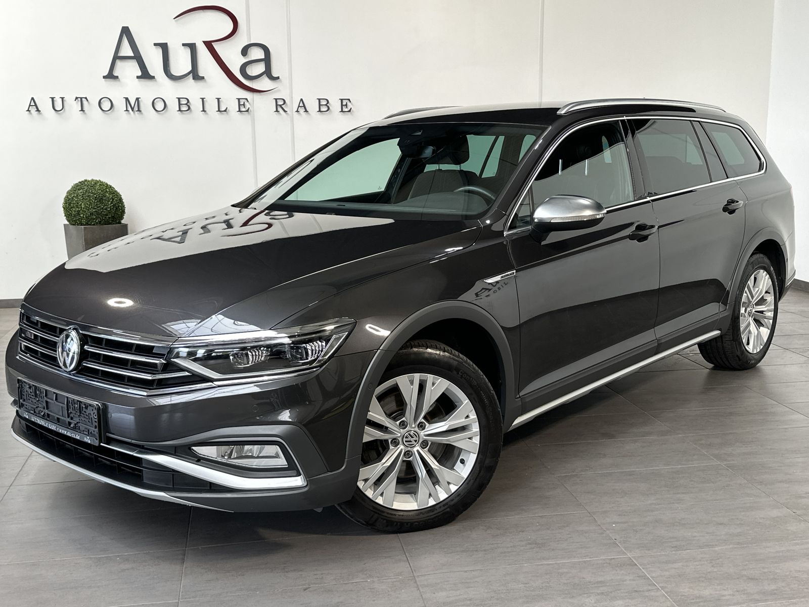 Fahrzeugabbildung Volkswagen Passat Alltrack 2.0 TDI DSG 4M NAV+LED+AHK+KAMER