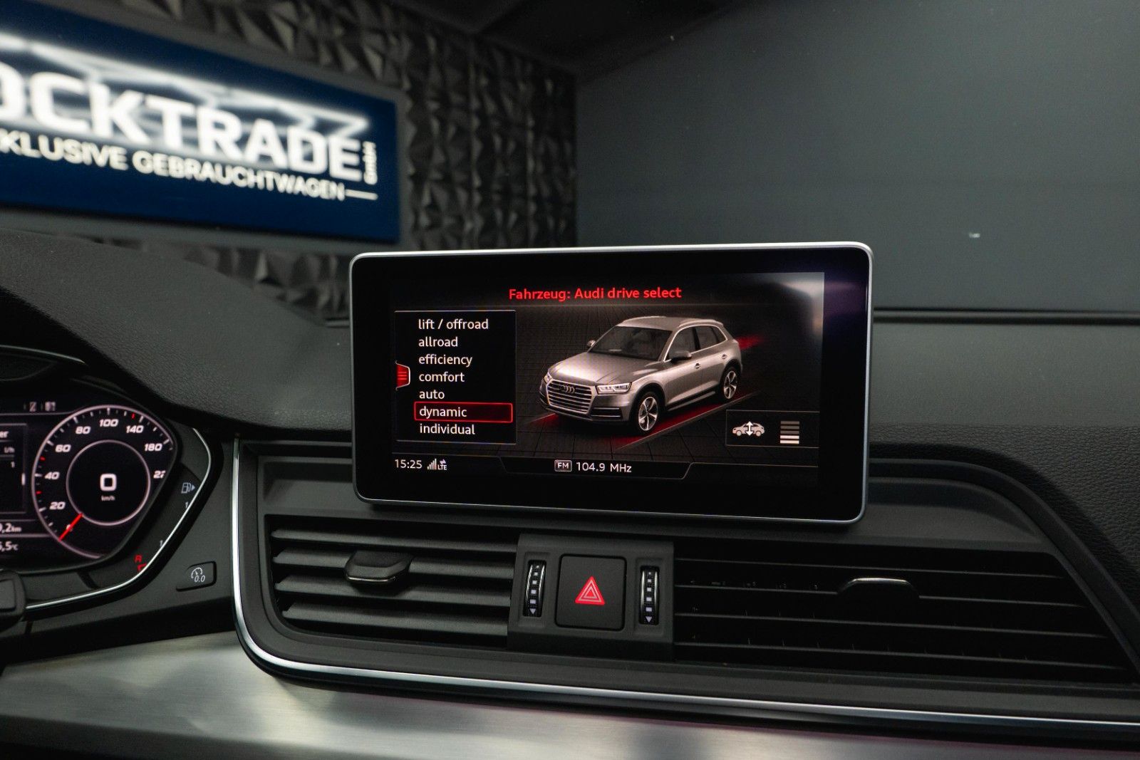 Fahrzeugabbildung Audi SQ5 3.0 TFSI quattro | Pano | Virtual | ACC | 21