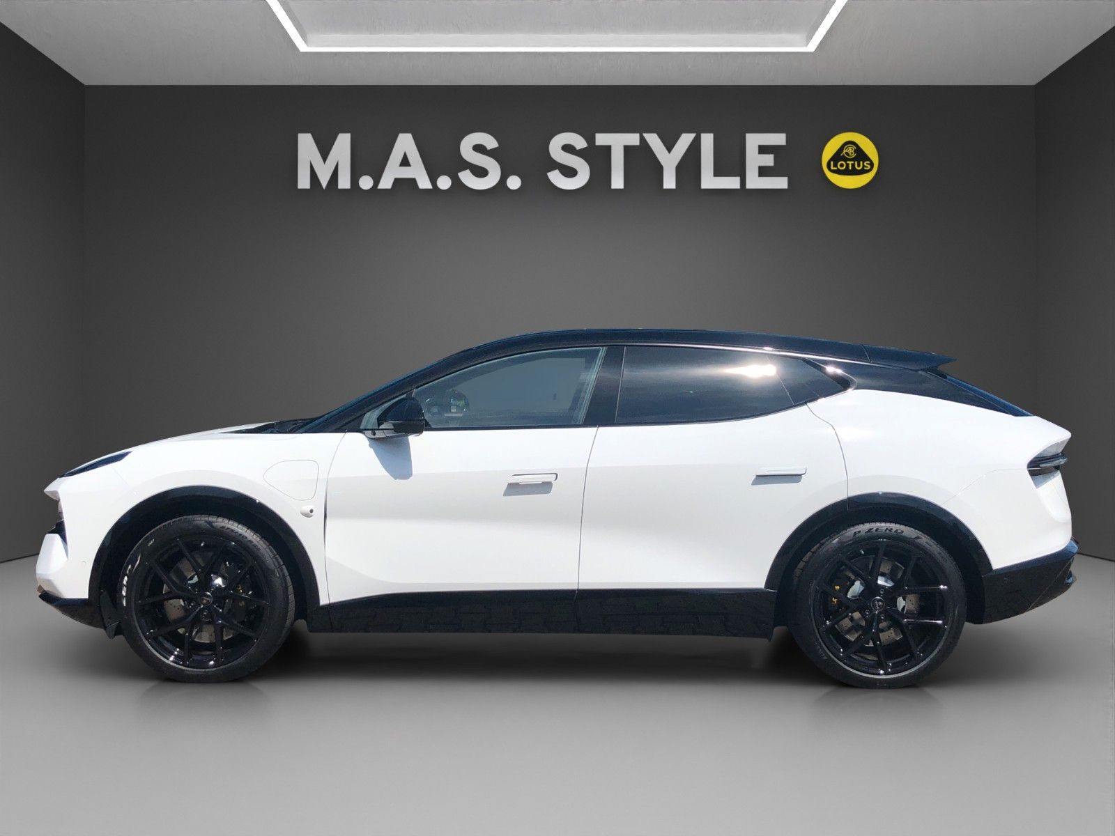 Fahrzeugabbildung Lotus Eletre 600 GT SE Vollleder schwarz