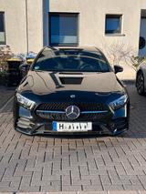 Mercedes-Benz A 180 DCT - AMG Line - Panorama - MBUX Navi 