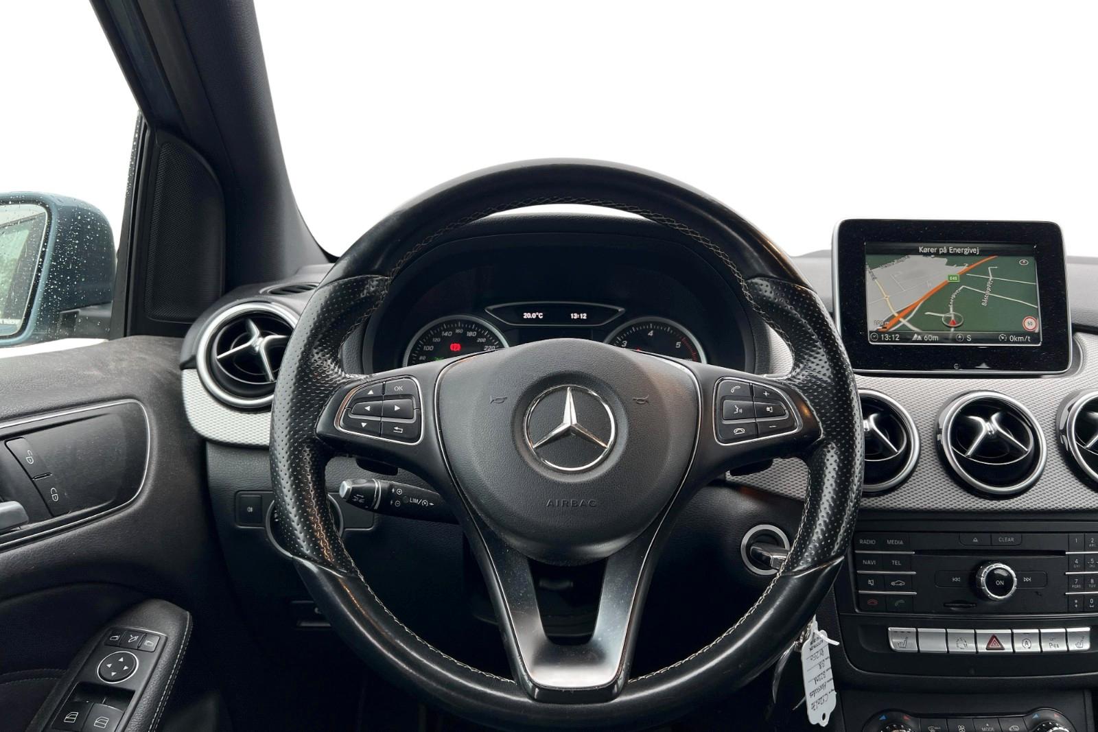 Mercedes-Benz B220 2015 — photo 6