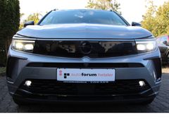 Fahrzeugabbildung Opel Grandland GSe *4x4*Kamera*Standheizung!*Allrad*