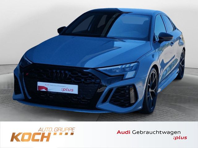 Audi RS 3 Limousine 2.5 TFSI q. RS-Sportabgasanlage