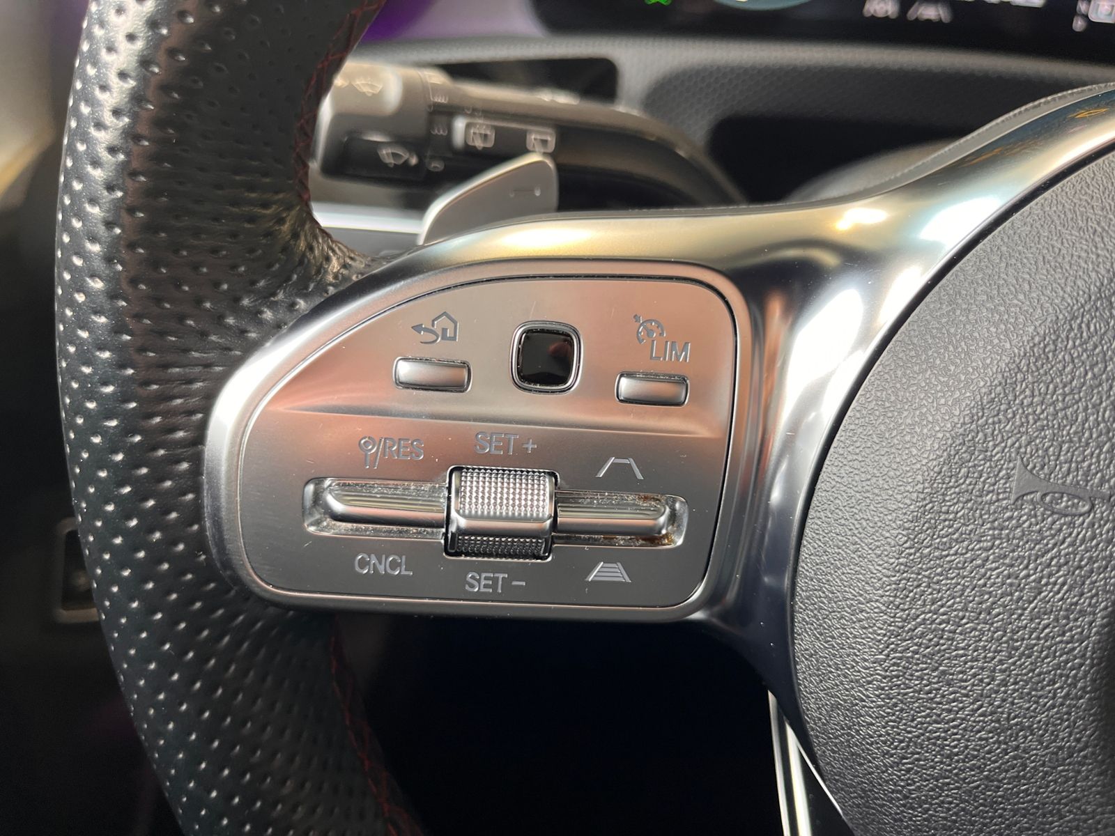 Fahrzeugabbildung Mercedes-Benz CLA -Klasse Shooting Brake 35 AMG 4MAITC 360°