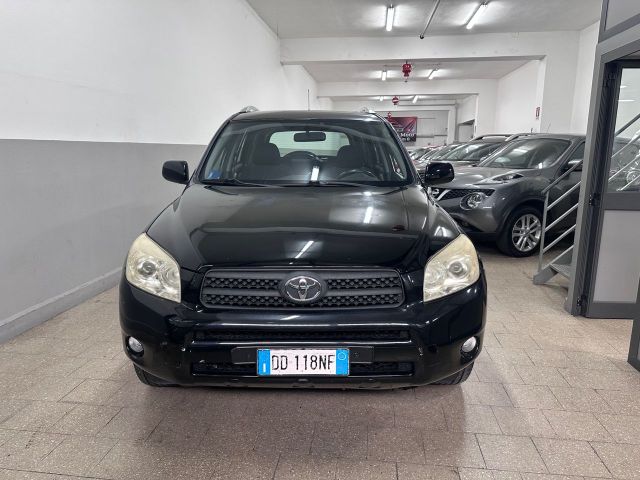 Toyota RAV 4 RAV4 2.2 D-4D 136 CV Luxury 11/2006