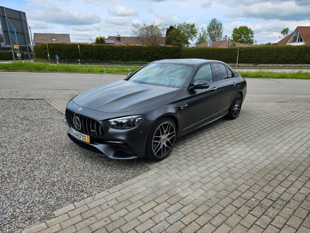 Mercedes-Benz E 63 AMG Final Edition / Keramik / Carbon/ Softc