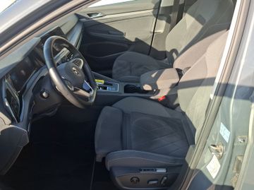 Volkswagen Golf VIII 1.4 Style KeyLess+LED+Massage+Navi+SHZ