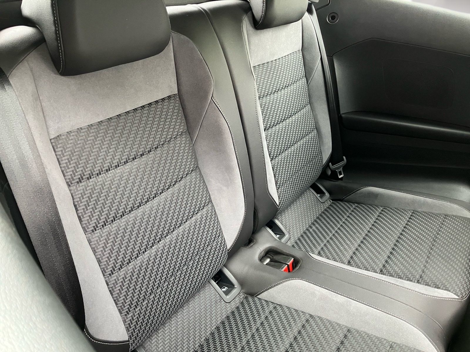 Volkswagen T-Roc - Bild 10