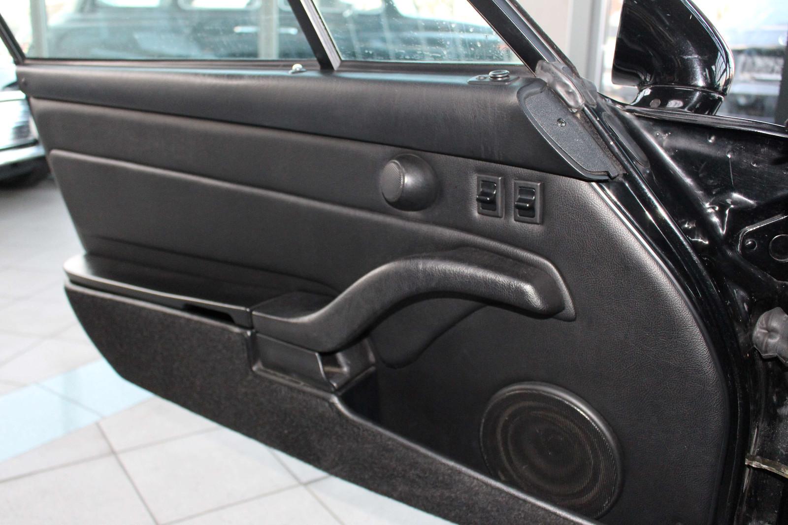 Porsche 911 993 Carrera 2  Coupe , SD , Sportsitze
