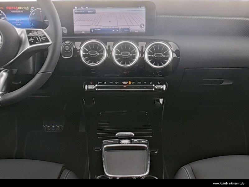 Mercedes-Benz A 250 e PROGRESSIVE/PANO-SHD/KAMERA/MBUXPanorama