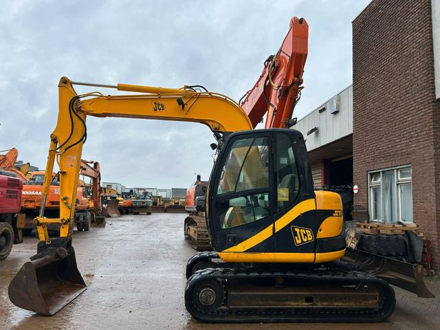 JCB JZ70