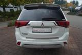 Mitsubishi Outlander 2.4 PHEV Plus Spirit 4WD LED AHK 360° - Mitsubishi Outlander: Spirit