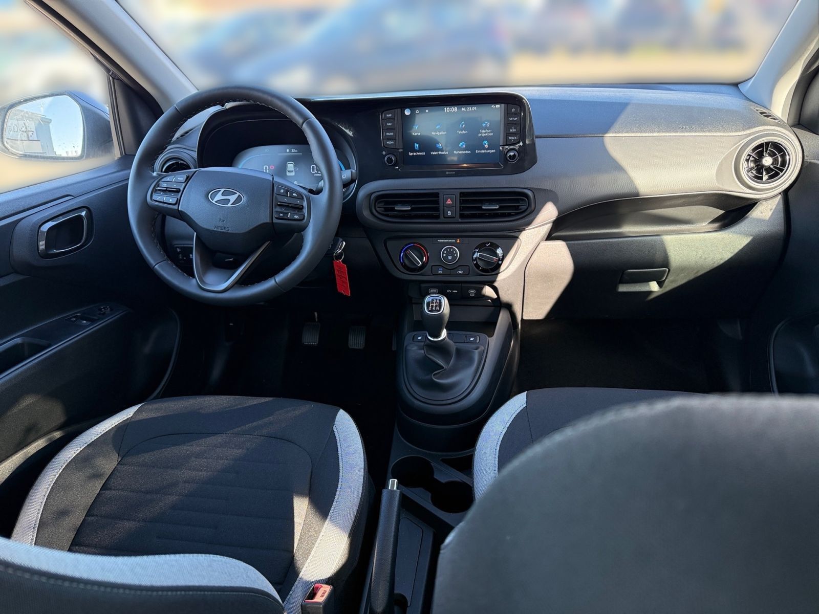 Fahrzeugabbildung Hyundai i10 1.0 Trend Navi Sitzheizung