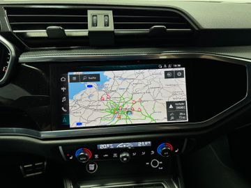Audi Q3 Sportback 40 TFSI quattro S line 20 Zoll AHK