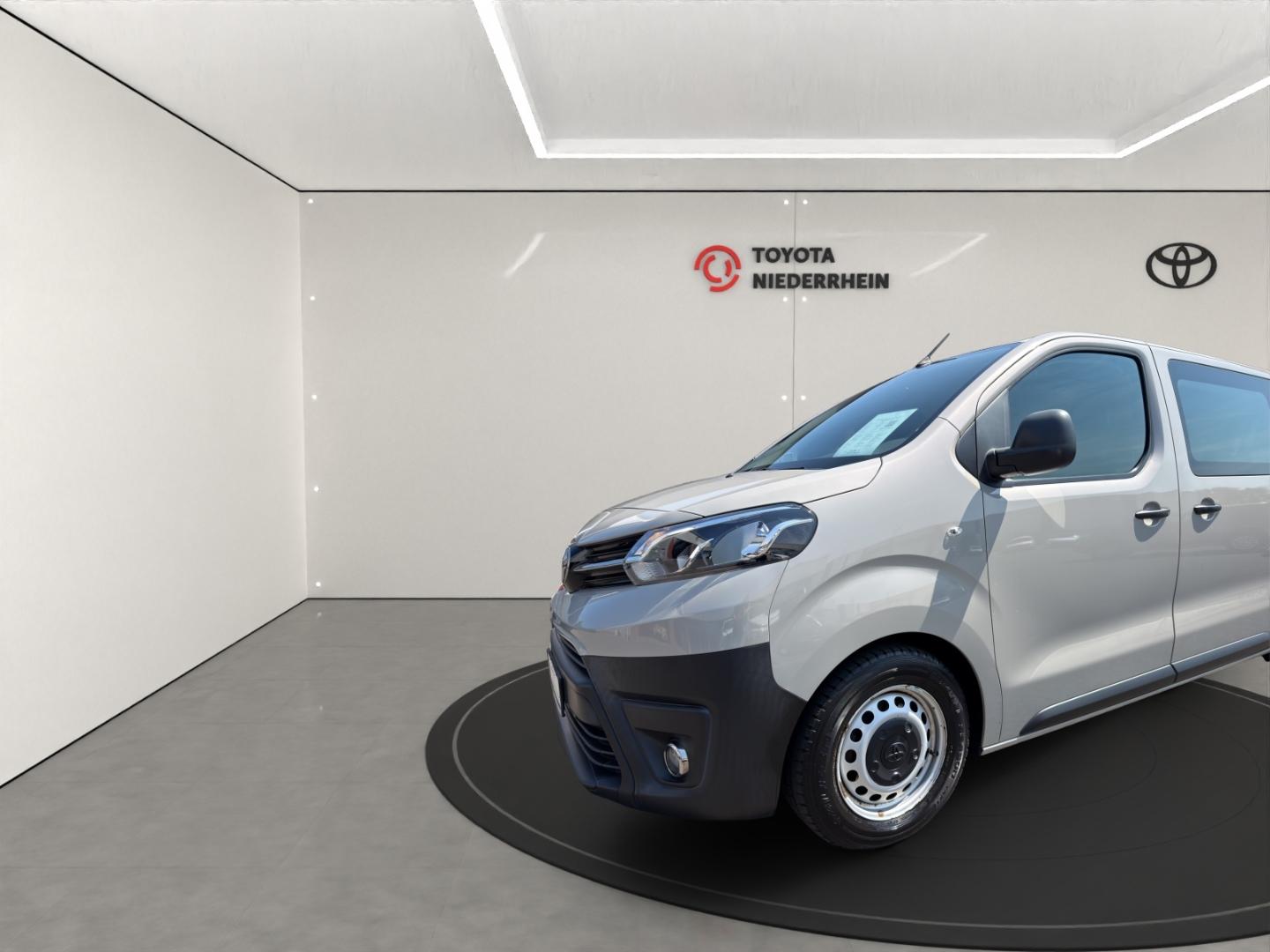 Toyota Proace L1 Kombi Comfort Navigation Anhängerkuppl