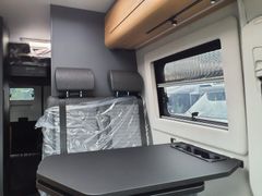 Adria Twin MAX 680 SGX,Hubbett,Automatik,180 PS
