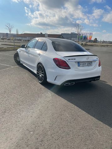 Mercedes-Benz C 220 d 4MATIC T Autom. -