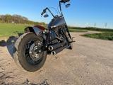 Harley-Davidson Dyna Street Bob Special