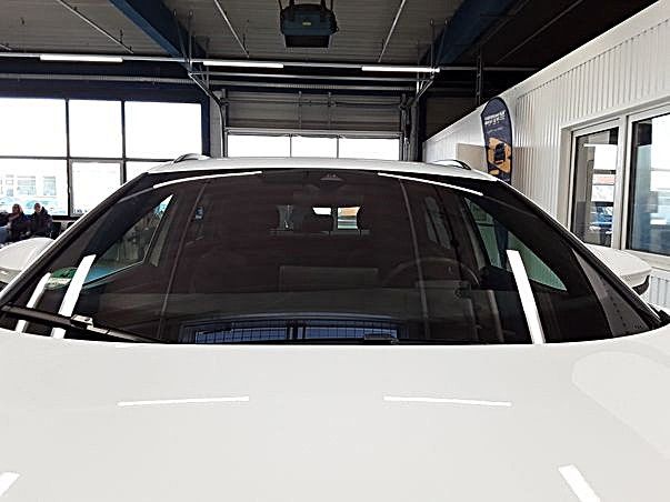 ID.4 Pure 125kW AHK Wärmep. IQ-LIGHT Anschlussga