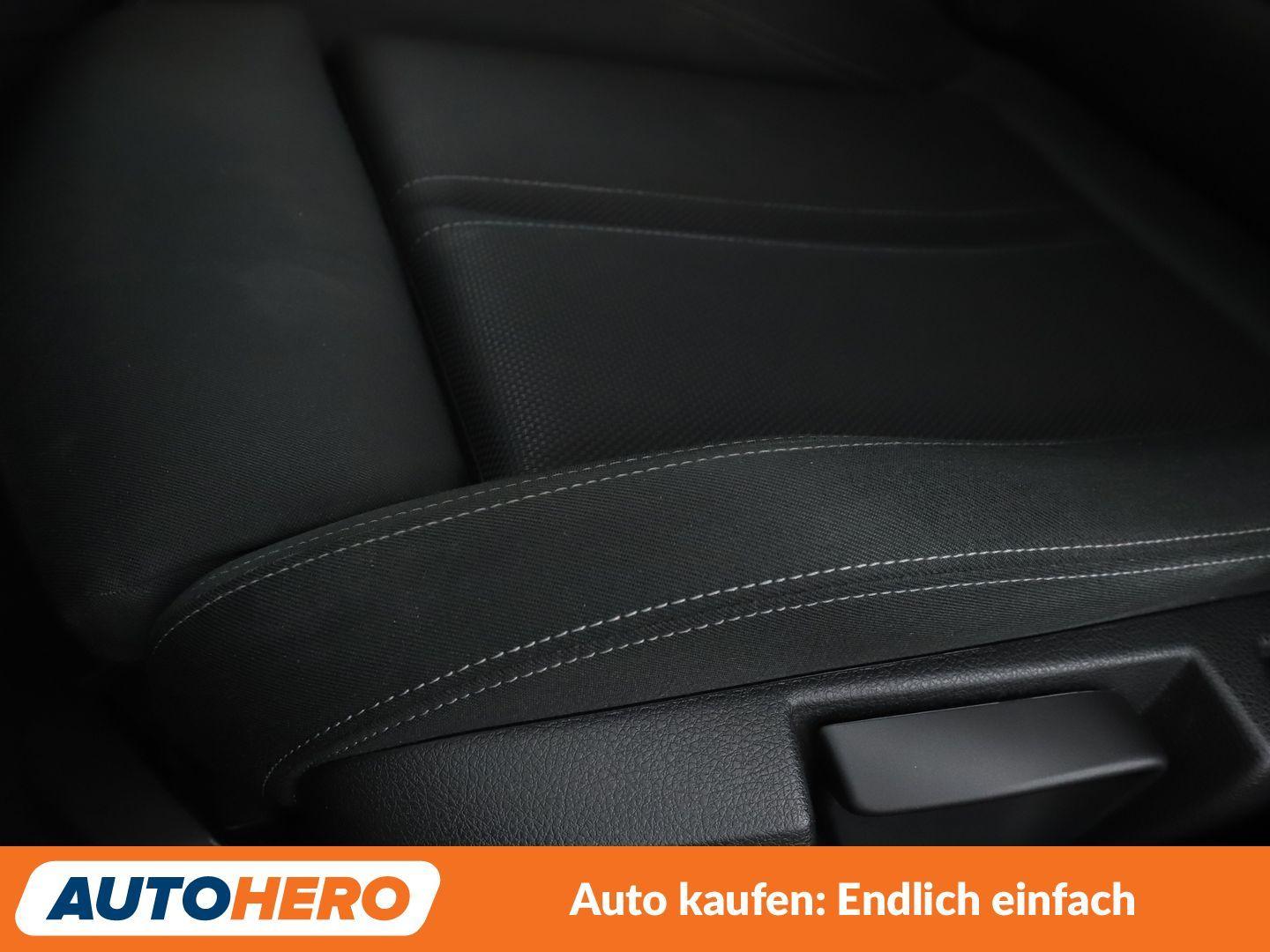 BMW 118i Edition Sport Line Shadow Aut.*NAVI*LED*PDC