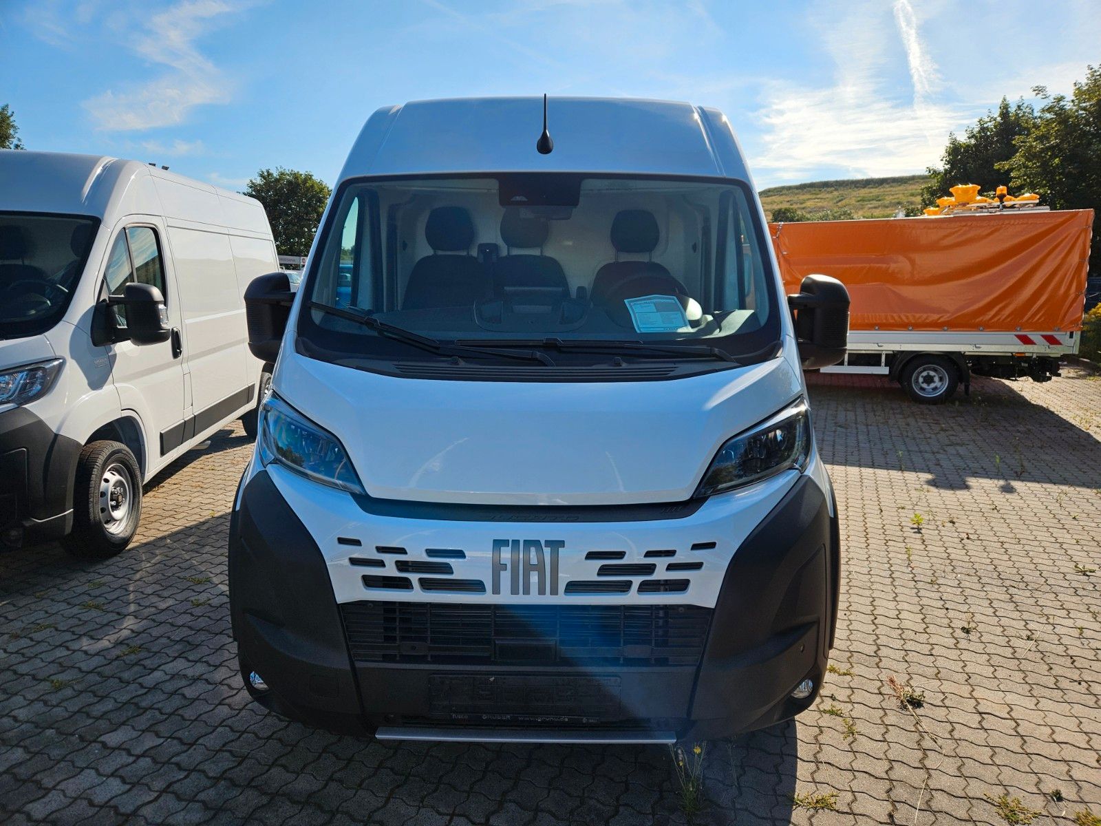 Fahrzeugabbildung Fiat E- Ducato H2 Kastenwagen 42 L3H2 200kW Hochdach