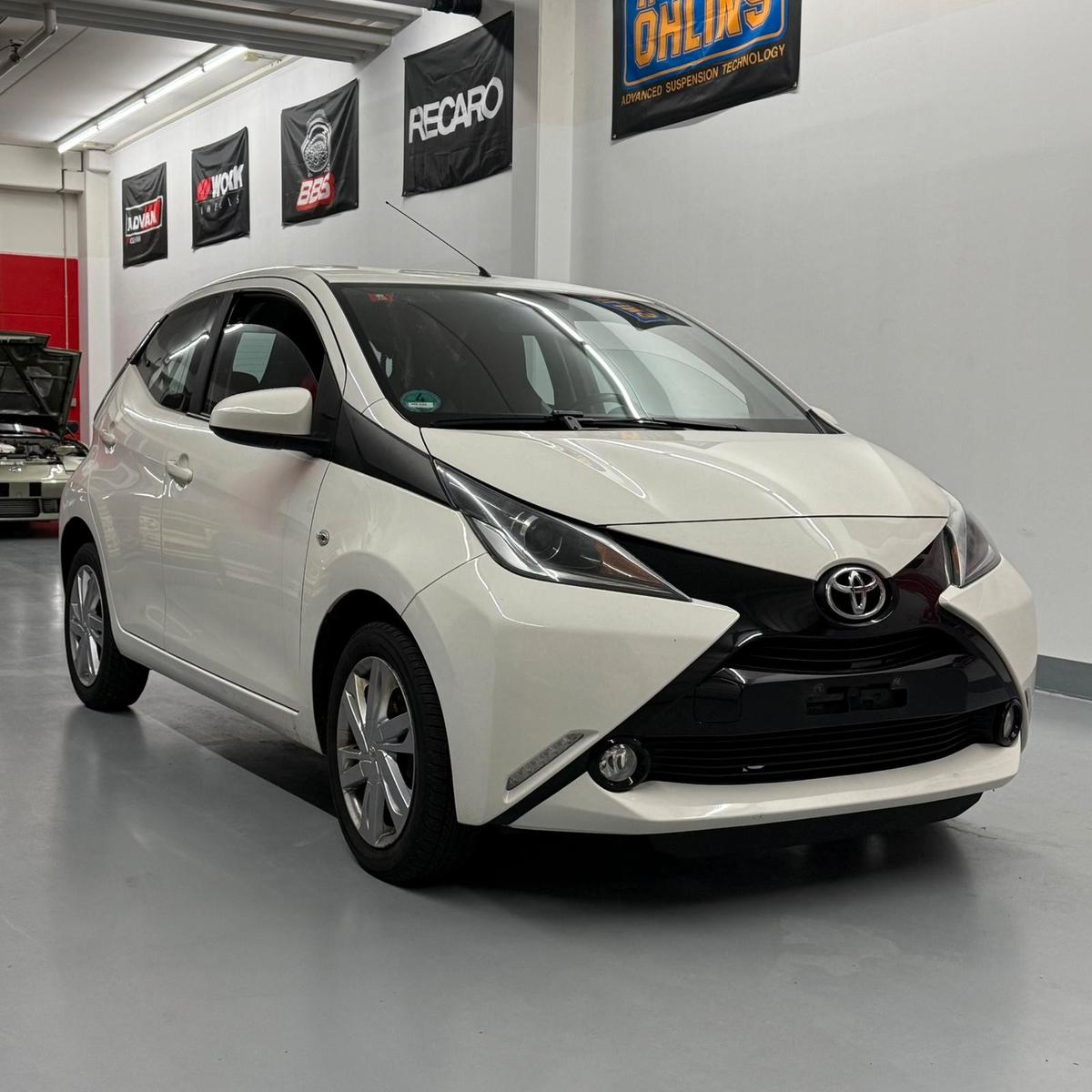 Toyota Aygo /X-play touch/Kamera/TÜV Neu