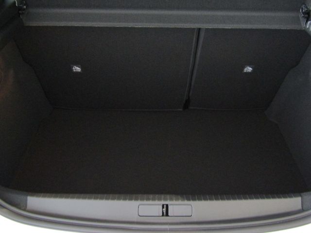 Corsa F Electric, GS Line 136PS