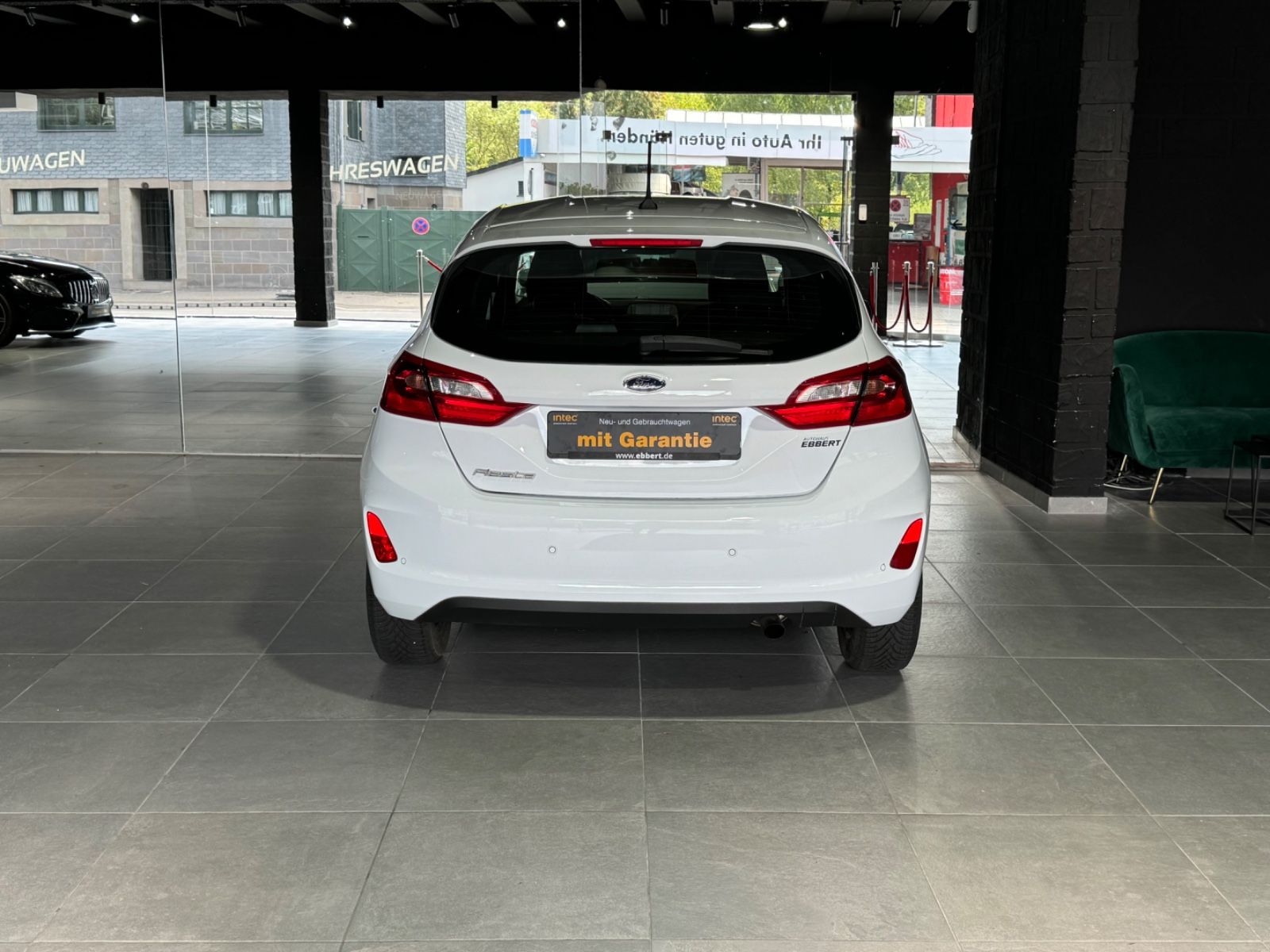 Fahrzeugabbildung Ford Fiesta Cool & Connect/APPLE/8-FACH/SZHZ/