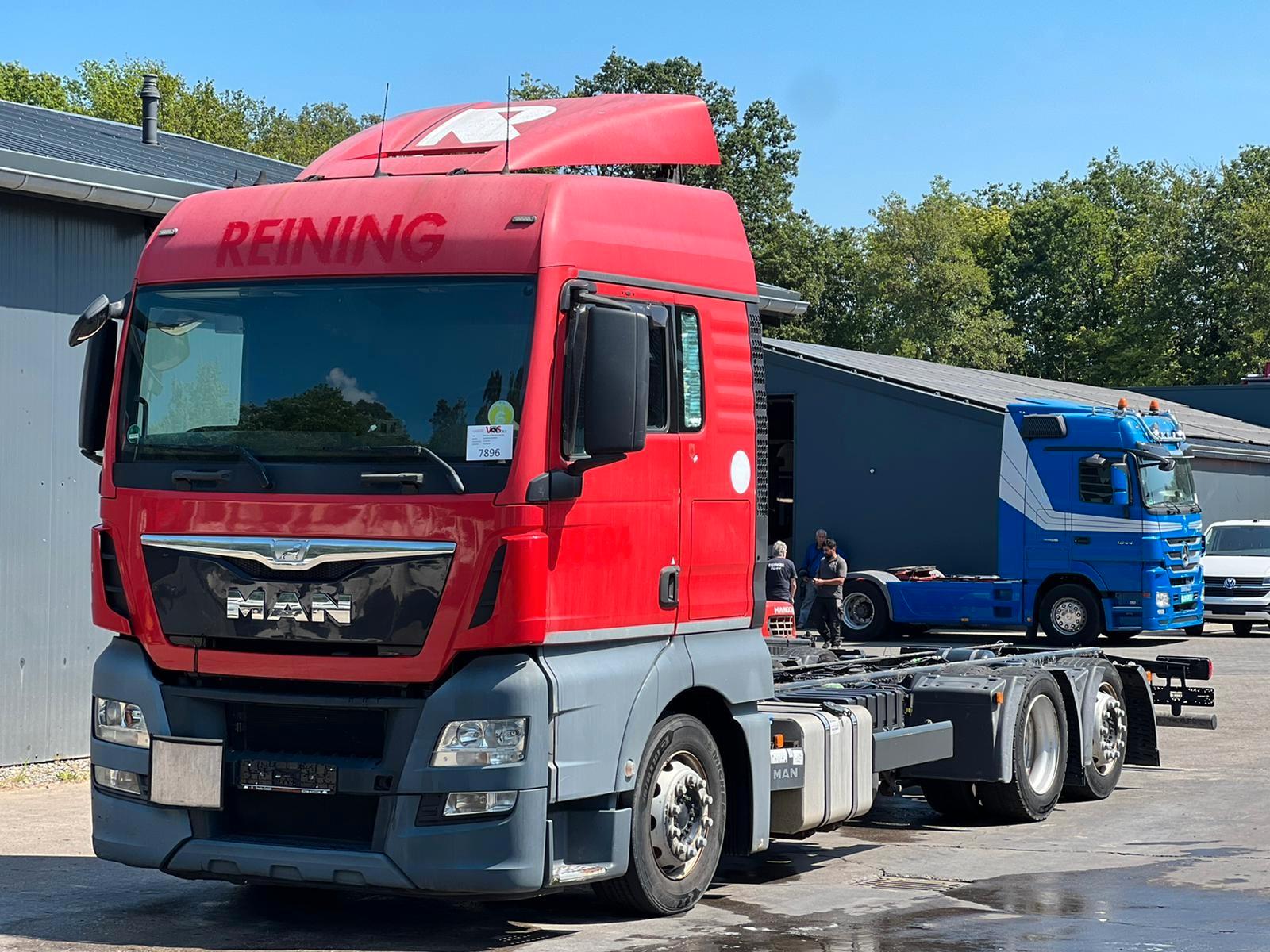 MAN TGX 24.400 6x2 Euro 6 Fahrgestell