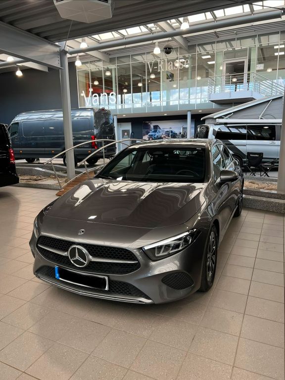 Image of Mercedes-Benz A 180