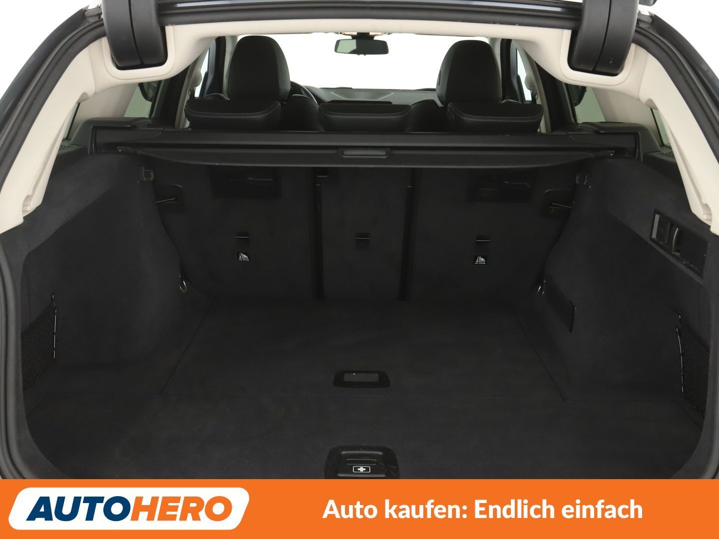 BMW 330i xDrive Luxury Line Aut.*NAVI*LED*PDC*ACC* foto 16