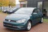 Volkswagen Golf VII Lim. Comfortline BMT/Start-Stopp - : Grün, Limousine