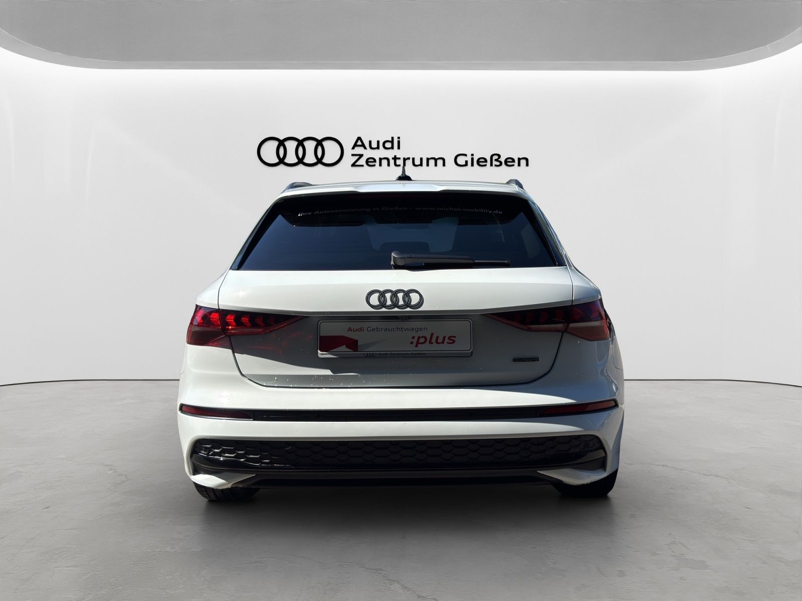Audi A3 Sportback TFSI quattro advanced black ACC Nav foto 5