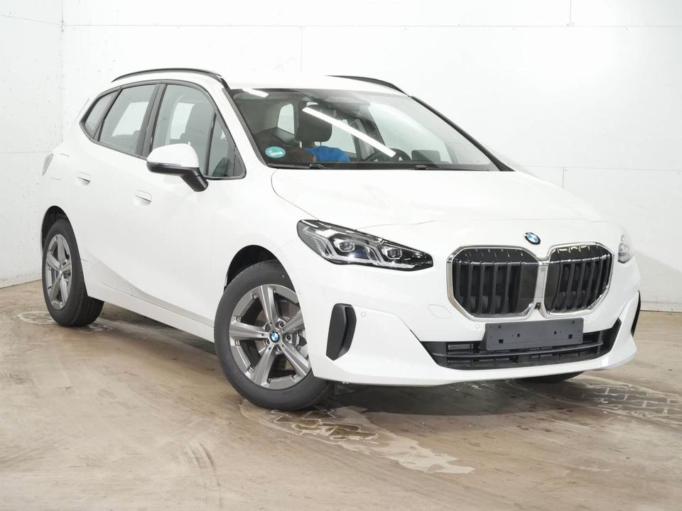 BMW 220 Active Tourer - Bild 2