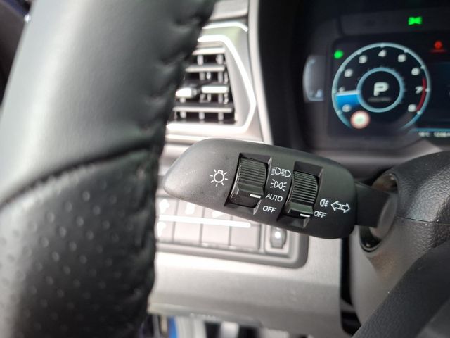 KGM Tivoli NOMAD 1.5 AT Navi°RFK°SHZ°ALU°DAB°CarPlay