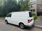 Volkswagen T5 Transporter, AHK, wenig Km, von Privat - VW T5 Transporter Gebrauchtwagen in Köln